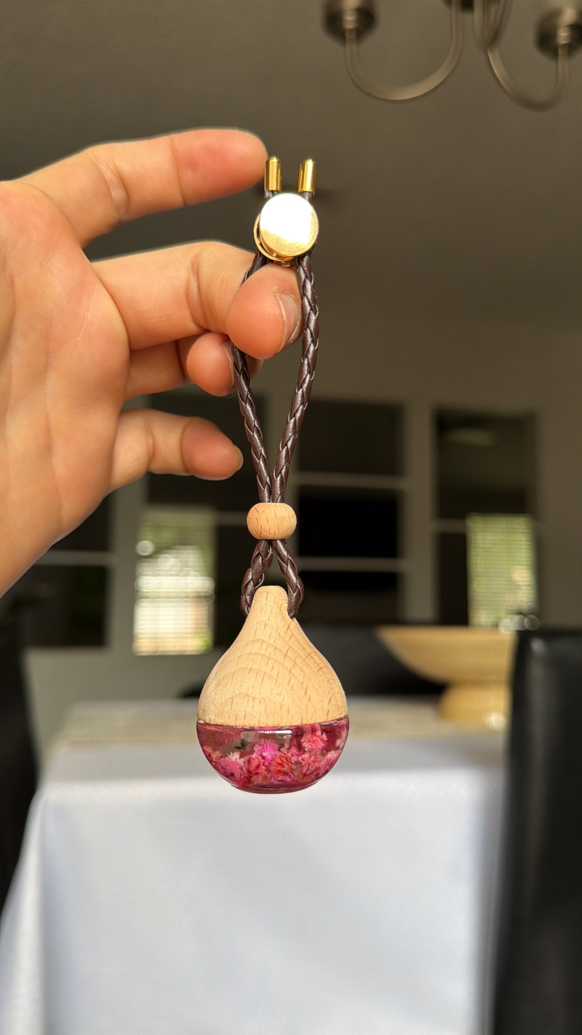 Car fragrance diffuser