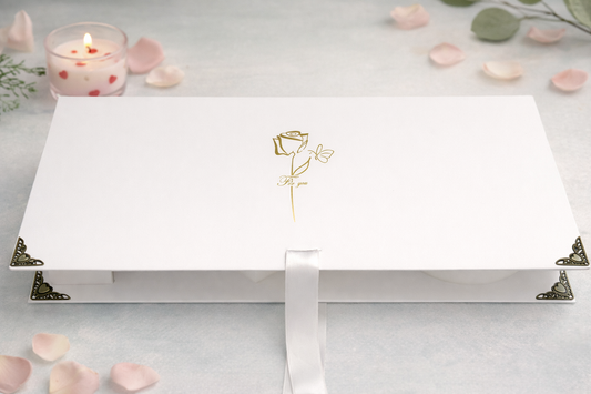 I ❤️ U – Floral Candle Gift Box